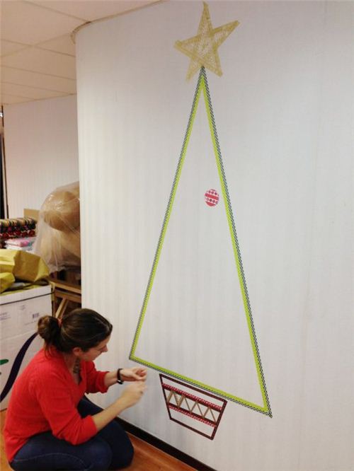 We're crafting a Washi Christmas Tree 3
